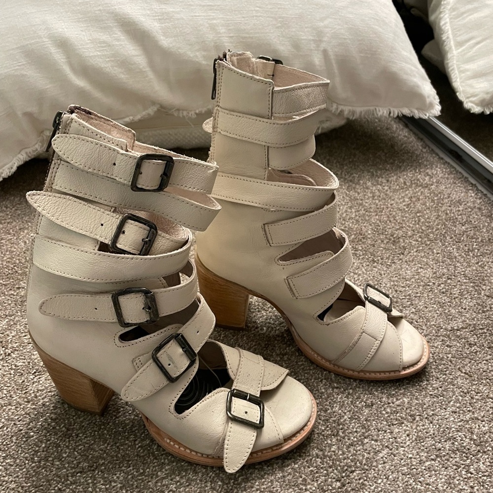 Freebird Cream Ankle Booties with Buckle Straps